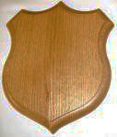 Oak Shield 20" x 24"